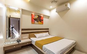 Hotel Rajlaxmi Grand